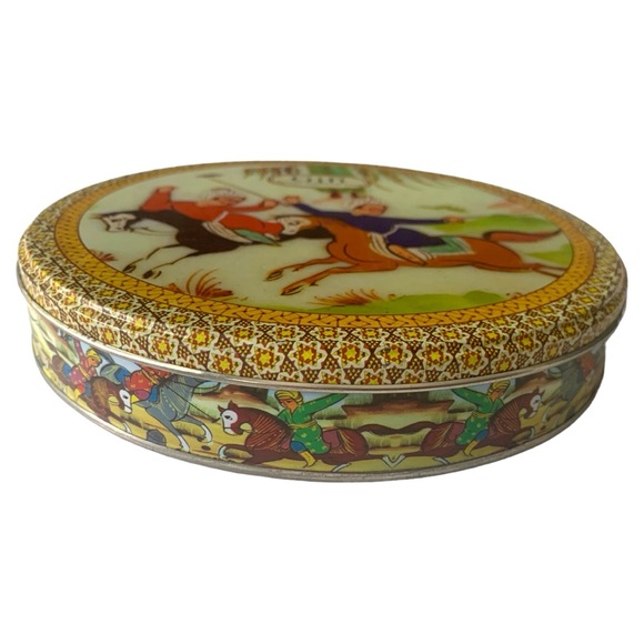 VTG Gift Persian Traditional Sweet Croquet Game Round Candy Metal Tin Canister - Picture 3 of 7